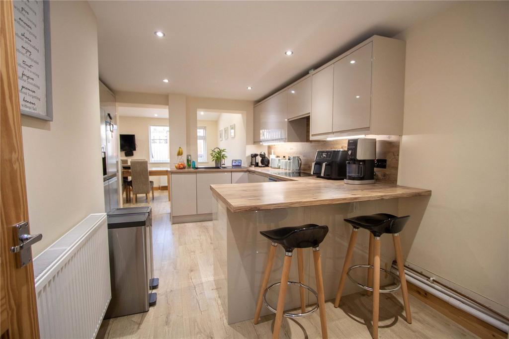 Kitchen/Breakfast Rm