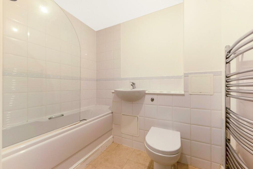Bathroom.jpeg