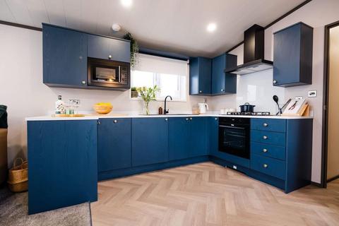 2 bedroom chalet for sale, Comrie PH6