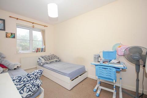 3 bedroom semi-detached house for sale, Viaduct Close, Clifton Links, Rugby, CV21