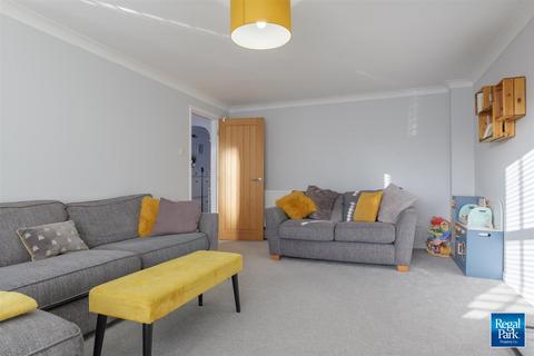 4 bedroom detached house for sale, Bevan Close, Peterborough PE8