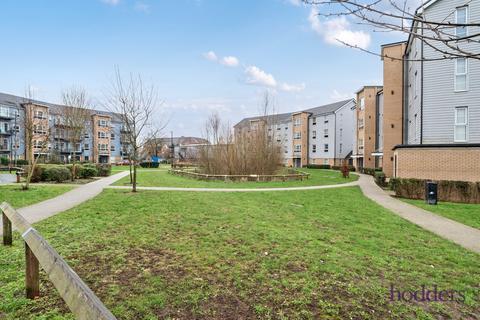 2 bedroom apartment for sale, Kennett Lane, Chertsey, Surrey, KT16