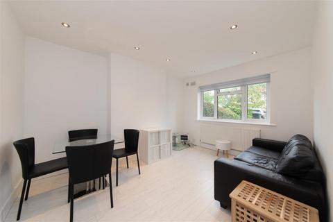 2 bedroom maisonette to rent, Vineyard Avenue, Mill Hill