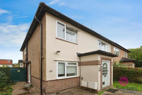 2 bedroom maisonette to rent, Vineyard Avenue, Mill Hill