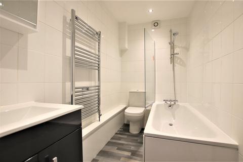 1 bedroom flat to rent, Warminster Road, London, SE25