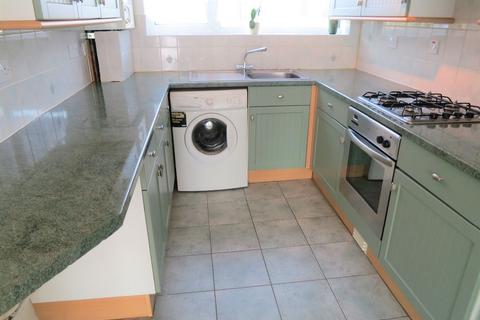 2 bedroom flat for sale, Bethany Waye, Feltham
