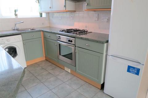 2 bedroom flat for sale, Bethany Waye, Feltham