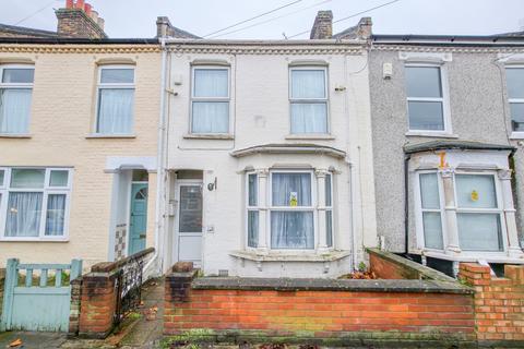 3 bedroom terraced house for sale, St. Margarets Terrace, Plumstead, London, SE18