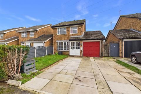 3 bedroom detached house for sale, Blake Croft, Cheltenham, Gloucestershire, GL51