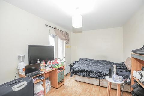 undefined, Lytton Street, Dundee DD2