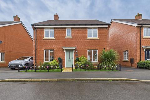4 bedroom detached house for sale, Aylesbury HP18