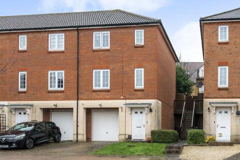 3 bedroom end of terrace house for sale, Normandy Way, Ashford TN23 5LN