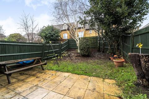 3 bedroom end of terrace house for sale, Normandy Way, Ashford TN23 5LN