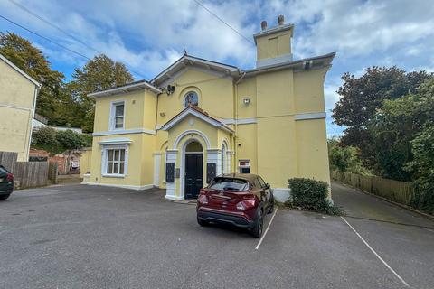 1 bedroom flat to rent, Lower Warberry Road, Torquay, TQ1 1QS