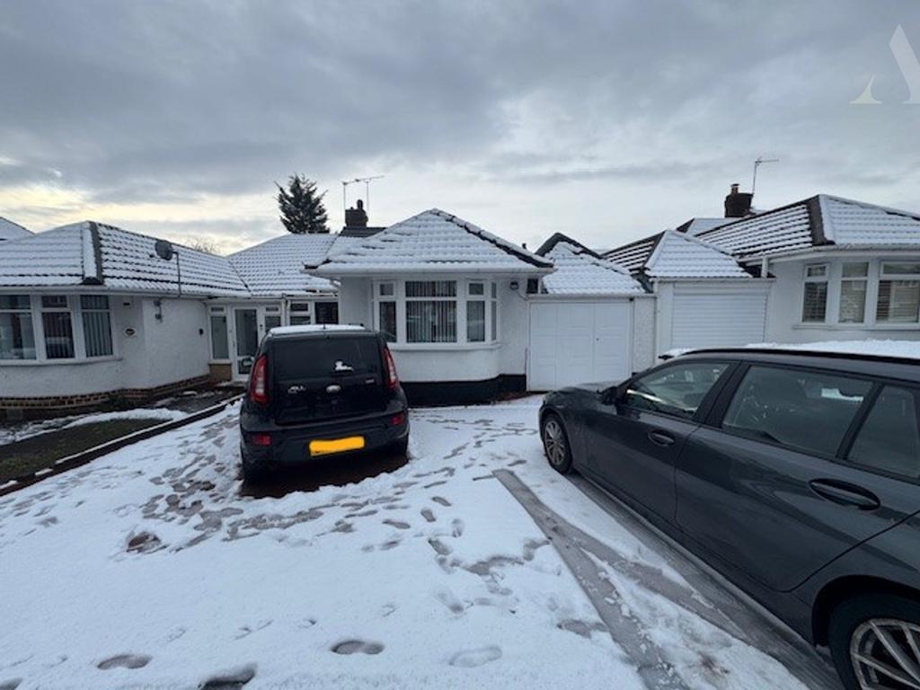 69 Heathland Ave Frontage.jpeg