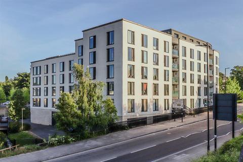 1 bedroom flat to rent, St James Walk GL50 3UB