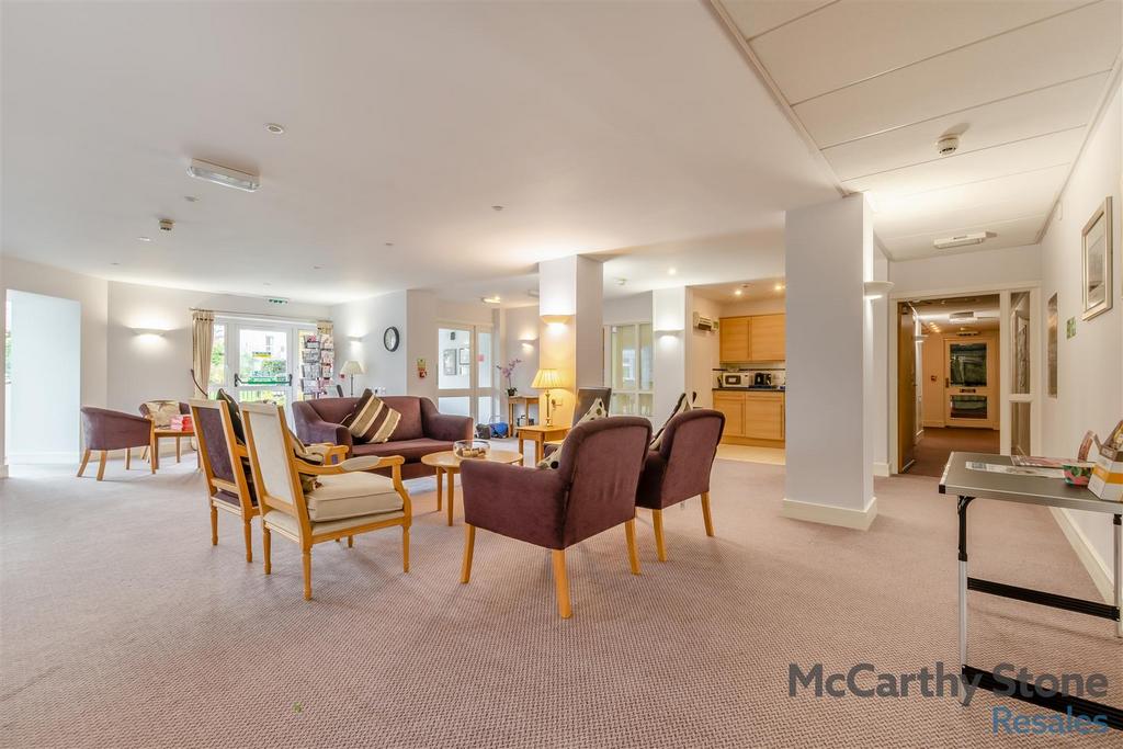 8672578-interior21.jpg