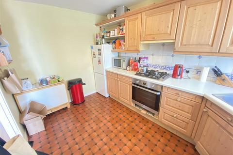 2 bedroom apartment to rent, Chesterton Road, Cambridge CB4
