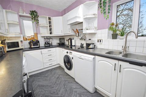 2 bedroom apartment for sale, Otterburn Gardens, Leeds, West Yorkshire