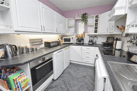 2 bedroom apartment for sale, Otterburn Gardens, Leeds, West Yorkshire