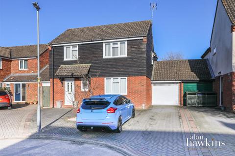 undefined, High Mead, Woodshaw, Royal Wootton Bassett