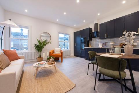 3 bedroom flat for sale, Adelaide Grove, London W12