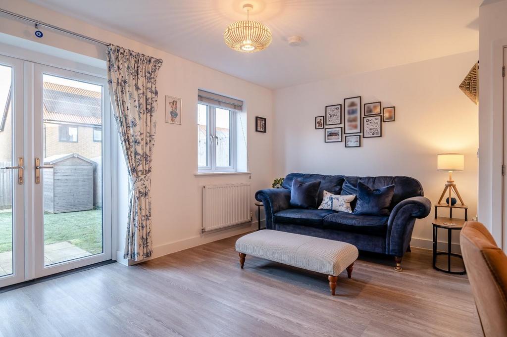 8674477-interior05.jpg