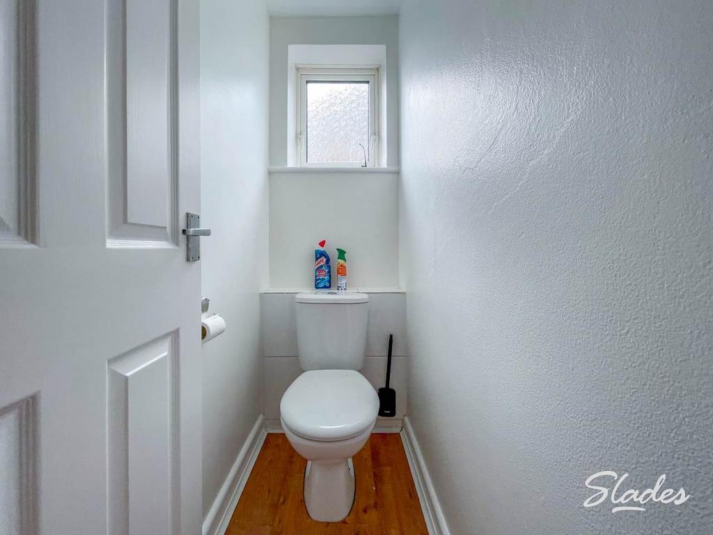 1a hampden WC