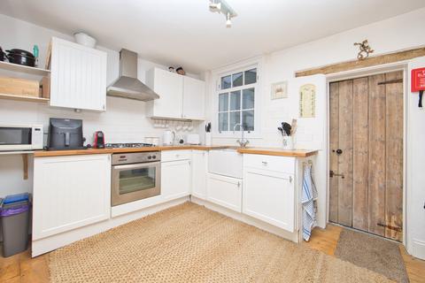 2 bedroom terraced house for sale, North Street, Deal, Kent, CT14