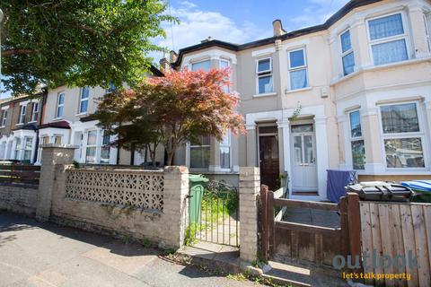 1 bedroom house to rent, North Birkbeck Road, Leytonstone, London, E11