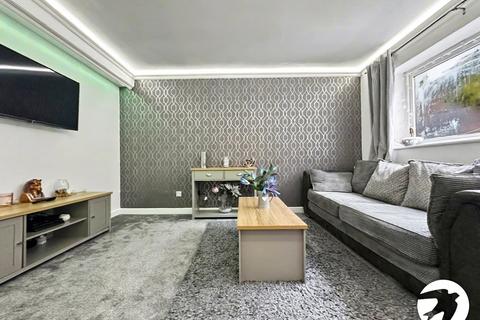 1 bedroom flat for sale, Beacon Road, Chatham, Kent, ME5