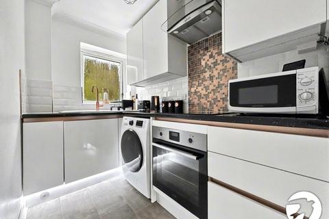 1 bedroom flat for sale, Beacon Road, Chatham, Kent, ME5