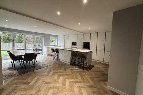 4 bedroom detached house to rent, Armstrong Drive, Willington