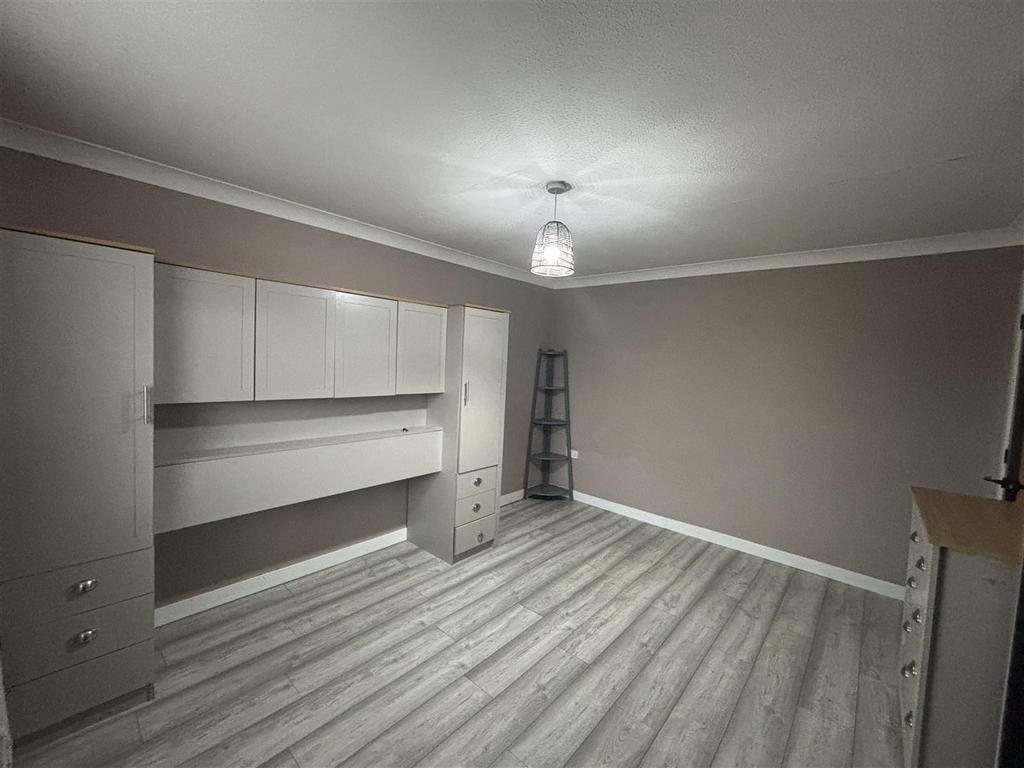 Bedroom3.jpeg