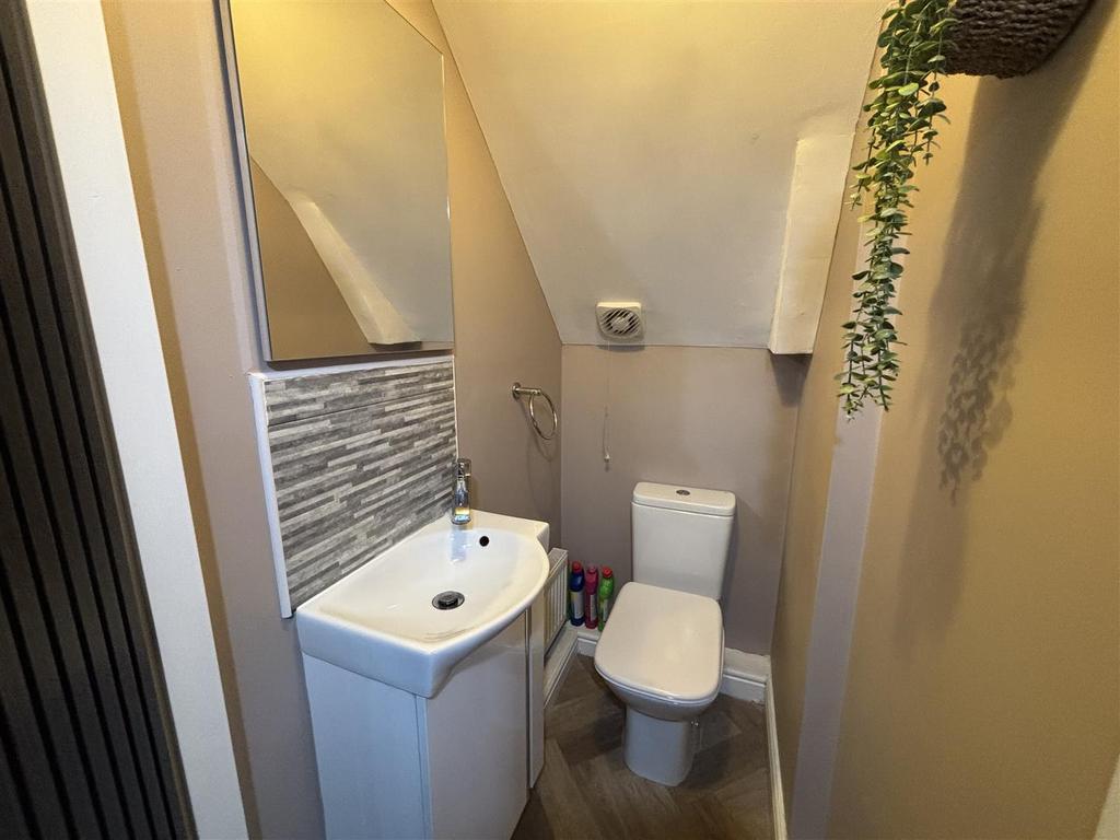 Bathroom.jpeg
