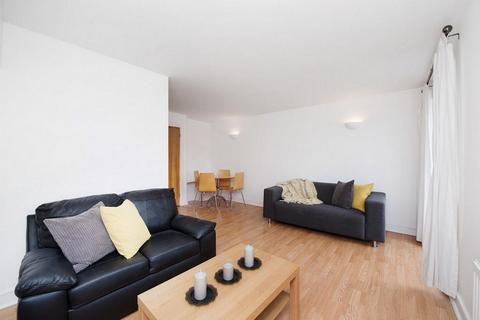 1 bedroom apartment to rent, Kingsbridge Court, Dockers Tanner Road, London, E14