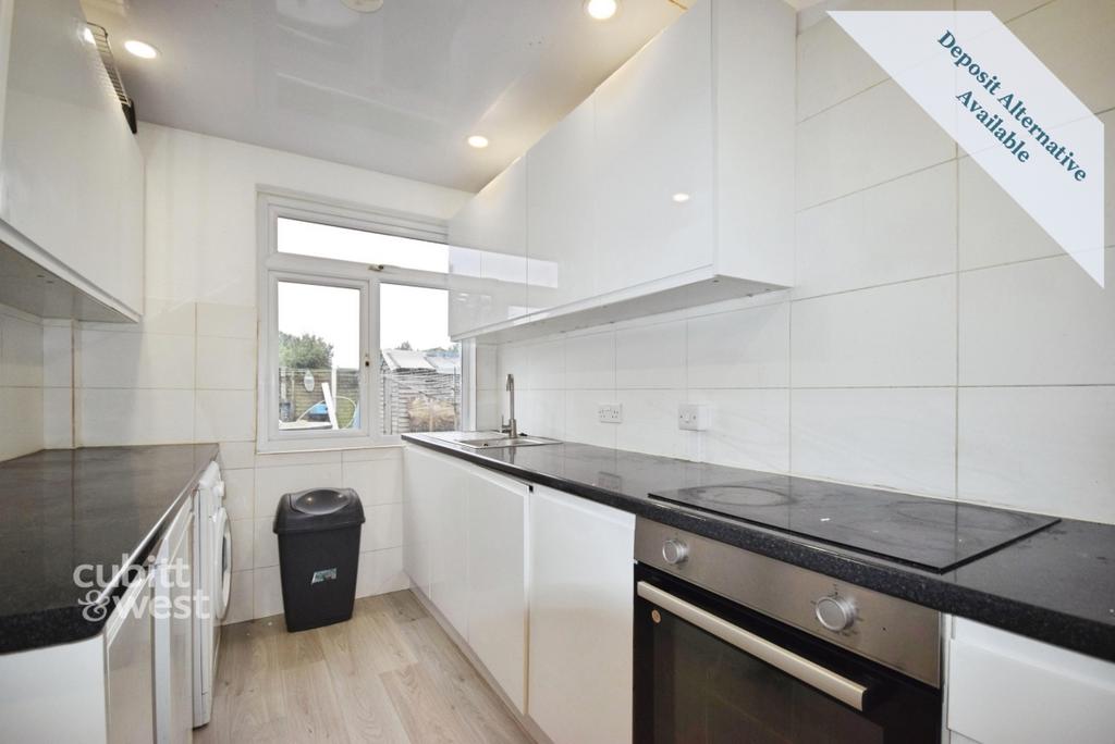 15 Hawthorn Road - 2