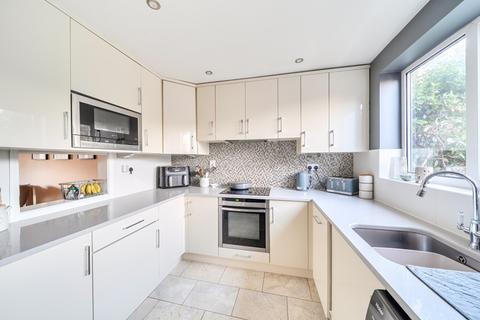 3 bedroom semi-detached house for sale, Gonerby Road, Gonerby Hill Foot, Grantham, Lincolnshire, NG31