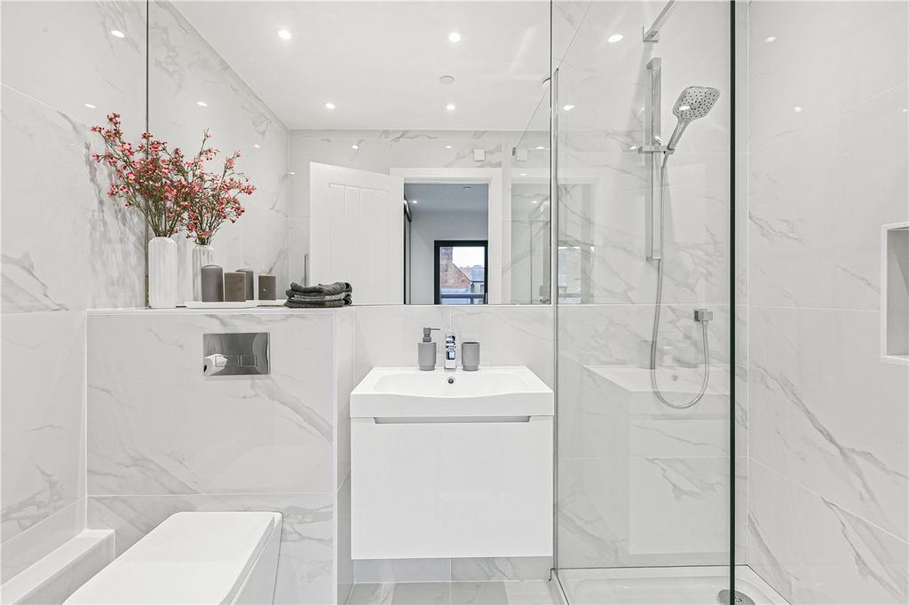 Ensuite