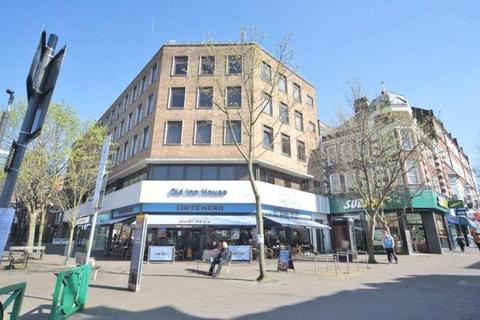 undefined, Sutton, Surrey, SM1