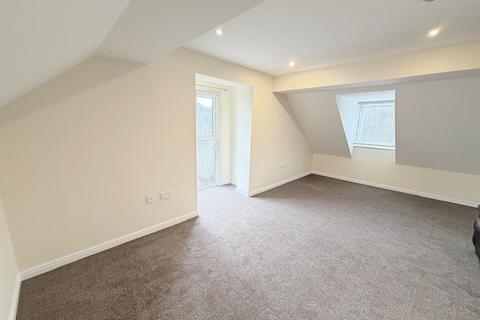4 bedroom apartment to rent, Meachen Road, Colchester CO2