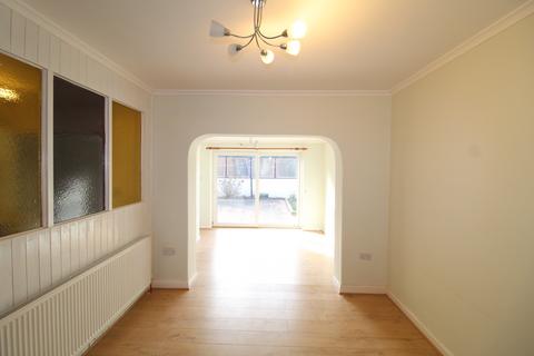4 bedroom semi-detached house to rent, Enmore Road, Southall UB1