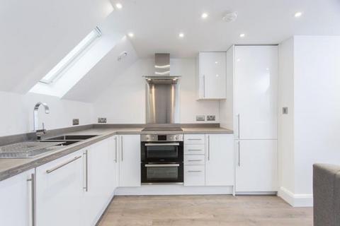 1 bedroom flat to rent, Kings Avenue, Avenue House, SW4