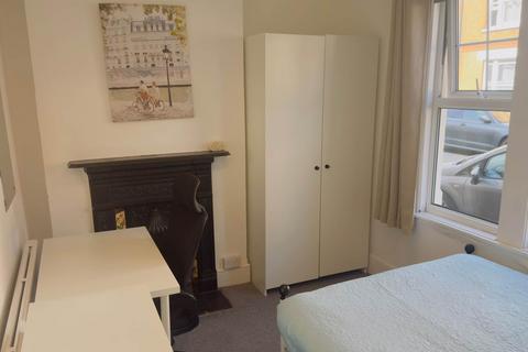 undefined, Springfield Road, Guildford GU1
