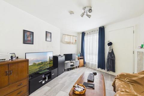 1 bedroom terraced house to rent, Mastins Court, Linconshire