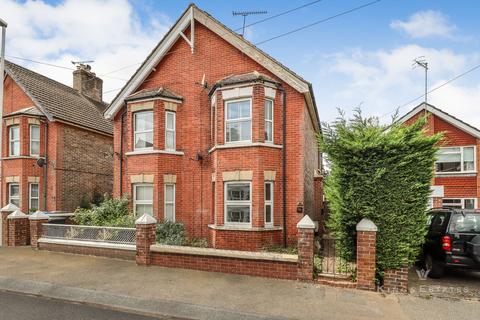 undefined, Cantelupe Road, East Grinstead, RH19