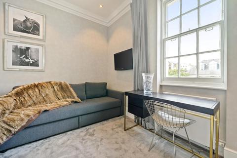 2 bedroom flat to rent, Eaton Place, Belgravia, London, SW1X