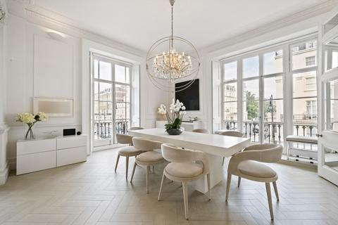 2 bedroom flat to rent, Eaton Place, London, SW1X