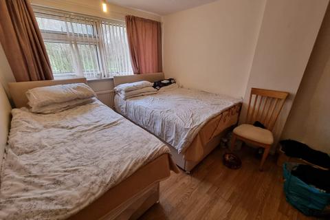 3 bedroom semi-detached house for sale, Dunsville Walk, Leicester, LE4