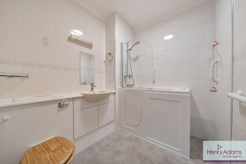 undefined, King George Avenue, Petersfield, GU32